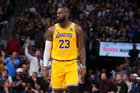 lebron james next team odds